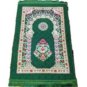 Prayer Rug / جائے نماز / jaye namaz High quality Soft Quilted Prayer Rug ( Size 3.5 feet x 2.5 feet )